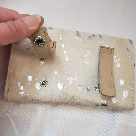 Mer|Sea Calf Hair Clutch Wallet White Silver Snap On Pouch - Picture 3 of 7